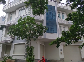 Bán lô nhà đất 2MT Nguyễn Hữu Cảnh, Bình Thạnh ngang 7.5m khu KD nội thất văn phòng